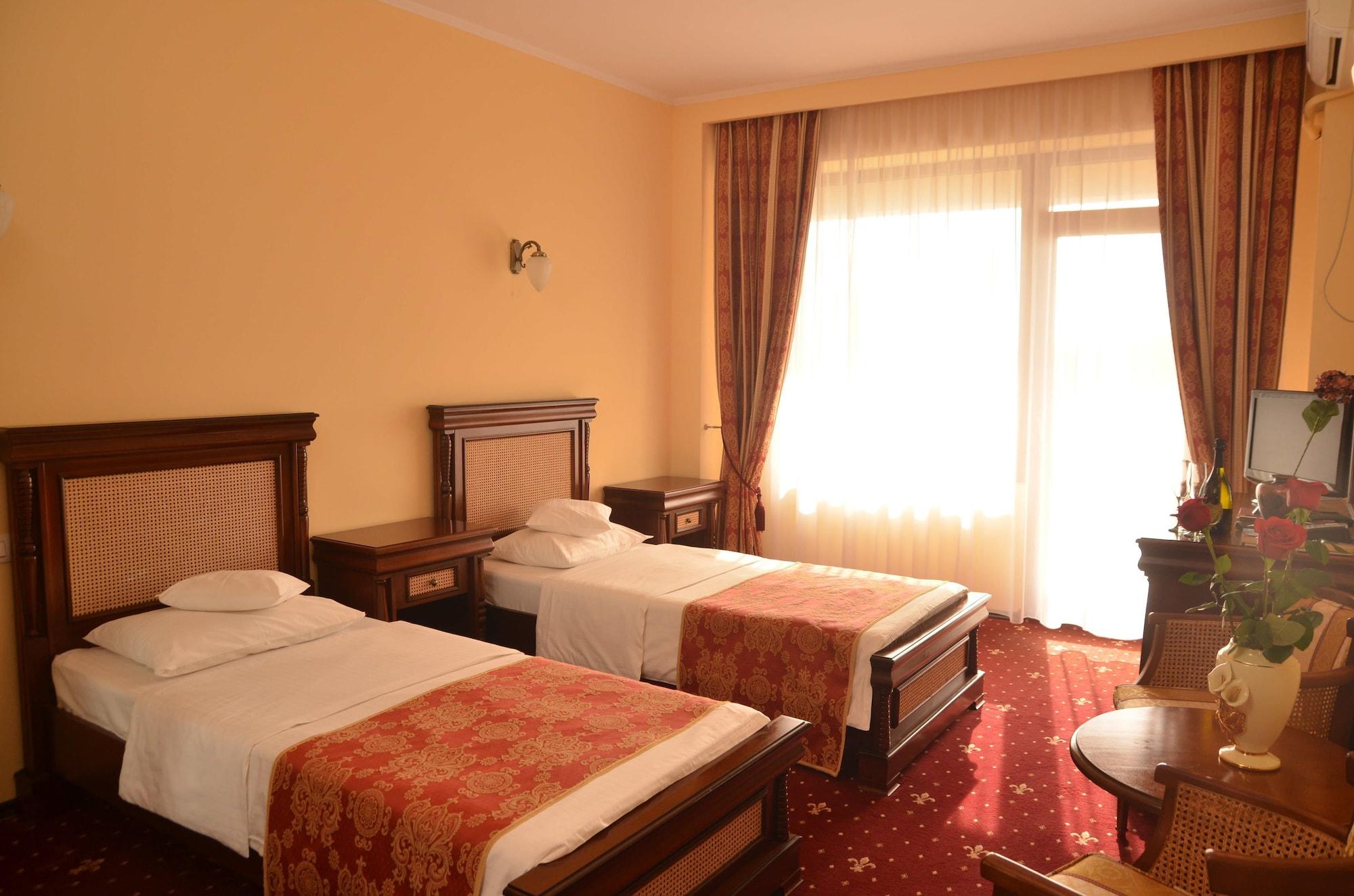 Richmond Hotel Mamaia Exterior foto