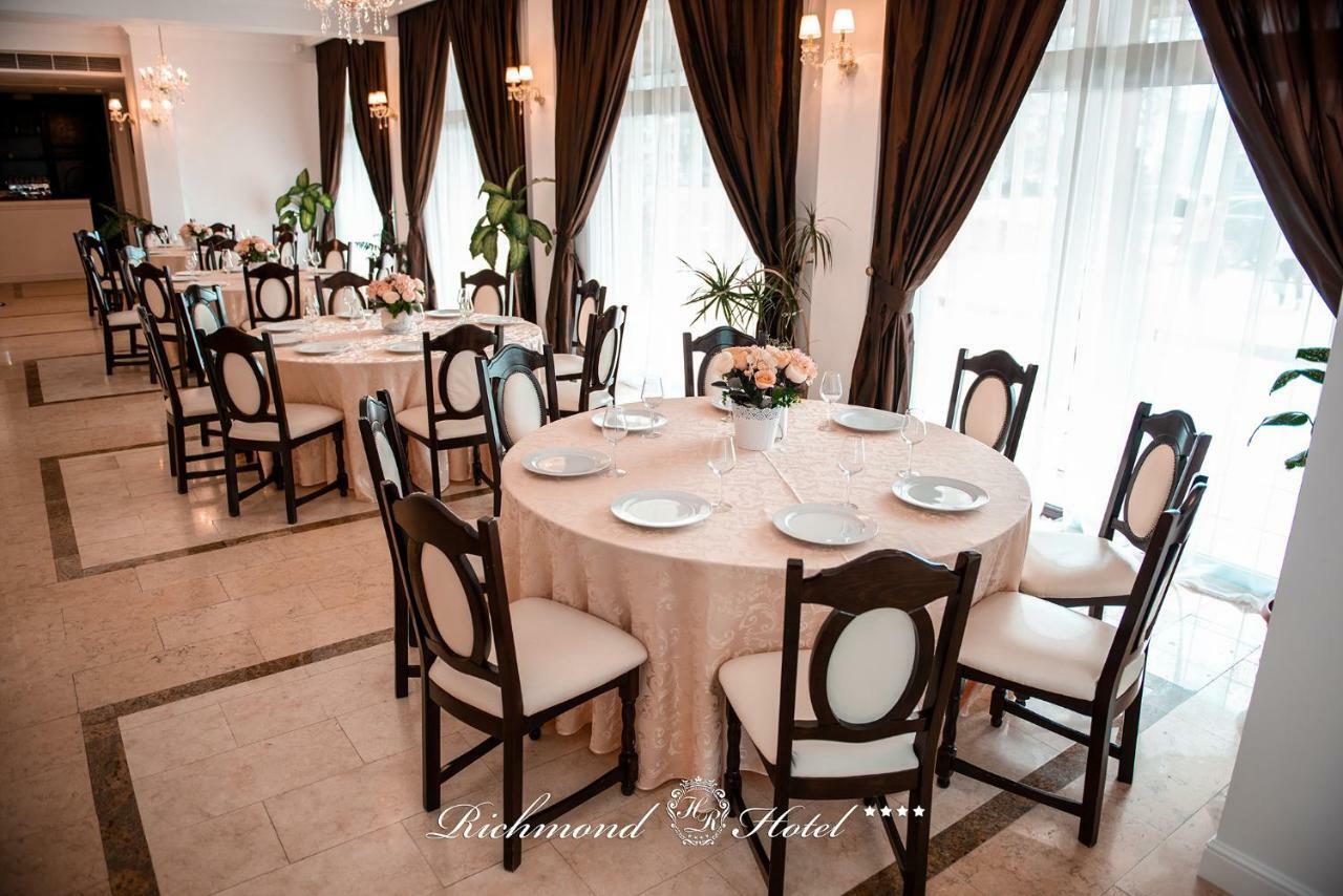 Richmond Hotel Mamaia Exterior foto